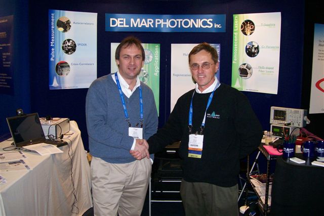 President and CEO of Tekhnoscan Sergey Kobtsev and President and CEO of Del Mar Photonics Sergey Egorov