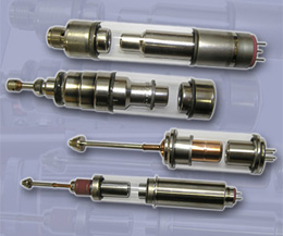 Neutron tubes and plasma focus chambers